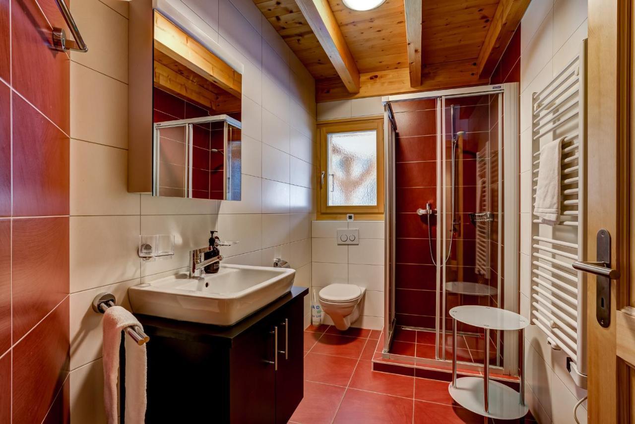 Chalet Flocon De Neige - Jacuzzi - Sauna La Tzoumaz Eksteriør bilde